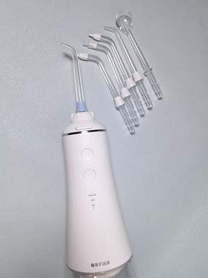 初次體驗沖牙器 以扉樂SII為例，談談口腔清潔新境界